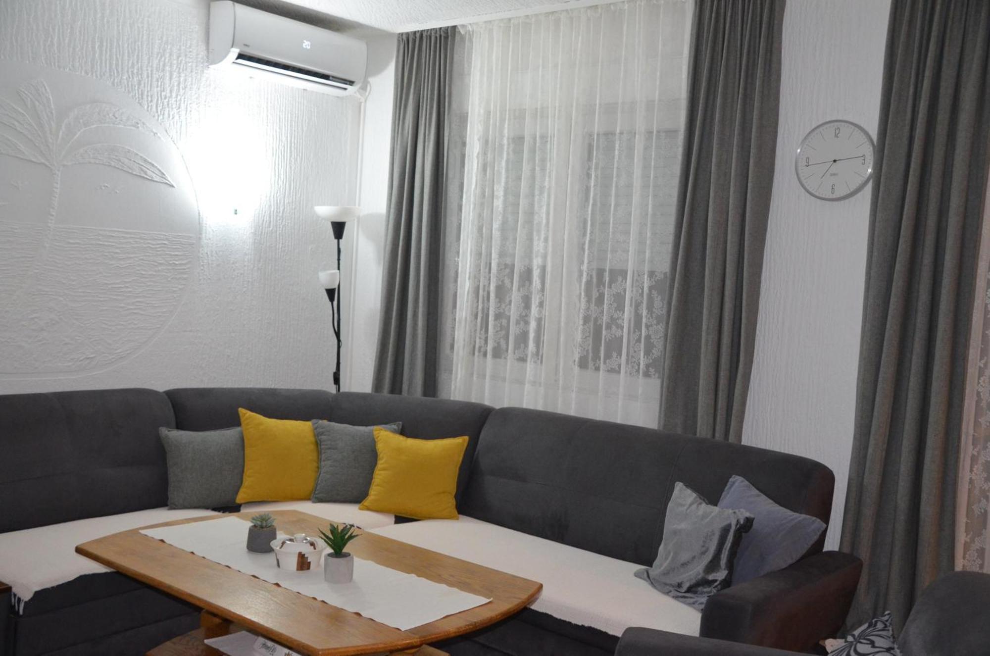 Cerak Lux Apartamento Belgrado Exterior foto